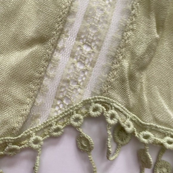 Chico’s Laura Lace Boho Scarf Straight Oblong scarves svelte sage - Picture 11 of 11